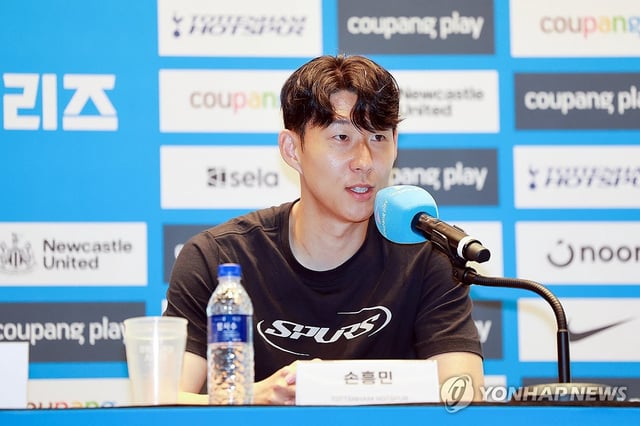 Son Heung-min of Tottenham Hotspur speaks at a press conference in Seoul on Aug. 2, 2025, the eve of his club's preseason match against Newcastle United in Seoul. Son announced at the onset of the presser that he will leave Tottenham this summer after 10 years with the Premier League club. (Yonhap)