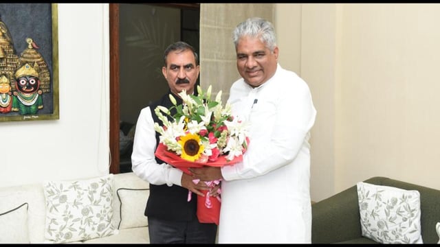 Chief minister Sukhvinder Singh Sukhu calling on Union minister of environment, forests and climate change Bhupender Yadav in New Delhi on Friday evening. (HT Photo)
