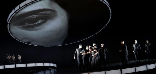 Die Erde ist drei Scheiben: „Maria Stuarda“ in Salzburg