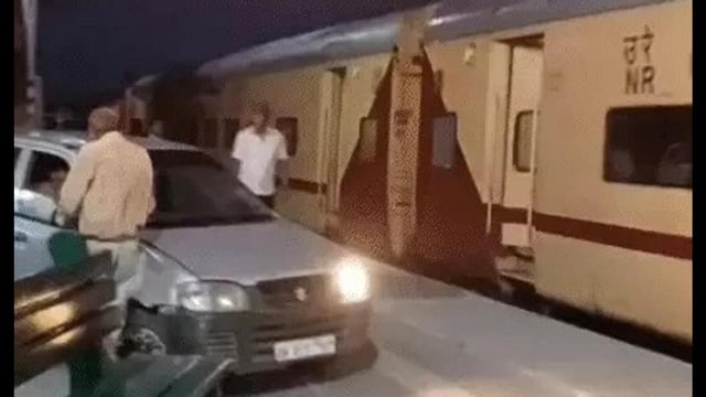 20-minute chaos at Meerut Cantt railway station as car races along train (Sourced)