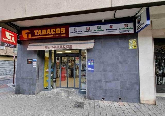 La suerte ha sido repartida por este despacho receptor situado en la avenida Ramón Menéndez Pidal