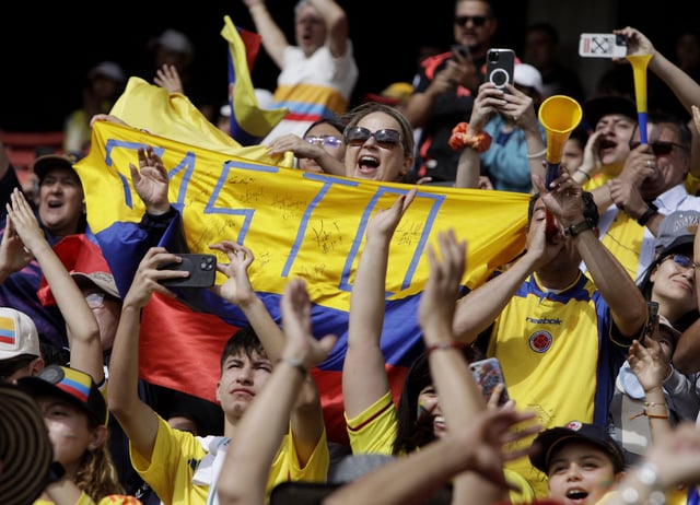 Soccer Football - Women's Copa America - Final - Colombia v Brazil - Estadio Rodrigo Paz Delgado, Quito, Ecuador - August 2, 2025 Colombia fans in the stands before the match REUTERS/Cristina Vega