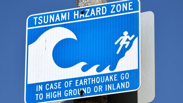 Tsunami warning in Russia