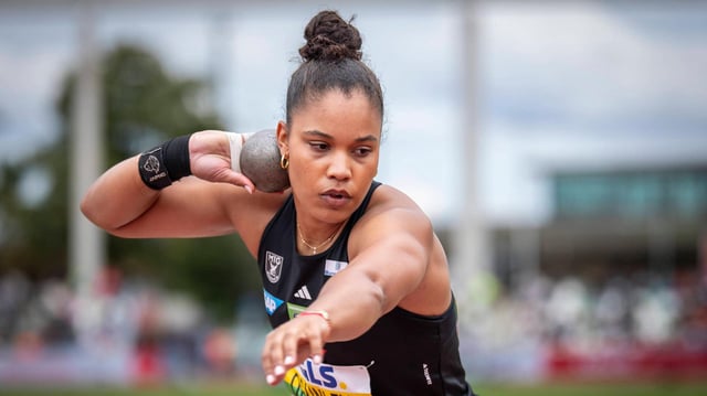 Yemisi Ogunleye in Aktion bei den Finals in Dresden