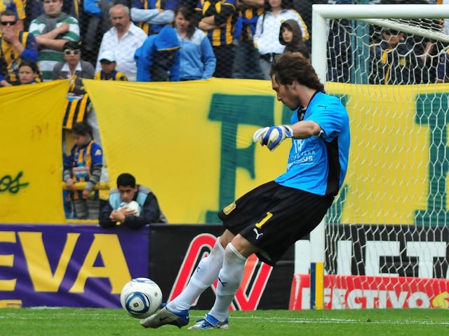 FTP CLARIN Z FTP DGuerrero MANUEL GARCIA rosario MANUEL GARCIA arquero del equipo rosario central futbol futbolista jugador
