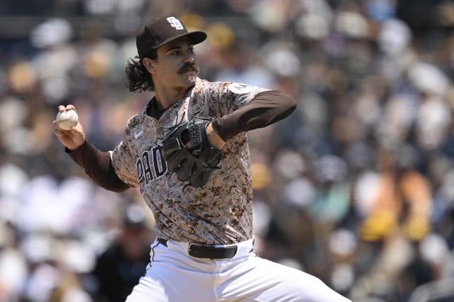 SAN DIEGO, CALIFORNIA – AUGUST 03: Dylan Cease #84 of the San Diego Padres pitches against the St. Louis Cardinals during the first inning at Petco Park on August 03, 2025 in San Diego, California. (Photo by Orlando Ramirez/Getty Images)