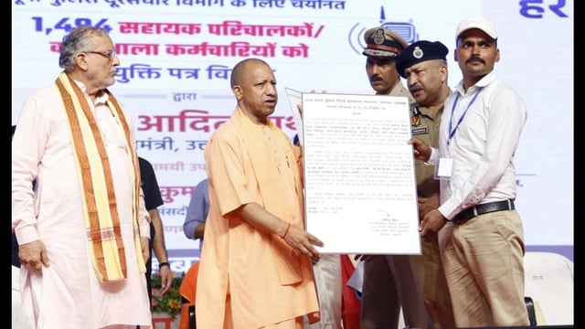 Chief minister Yogi Adityanath distributed appointment letters to 1,374 assistant operators and 120 workshop staff selected for the UP Police telecommunications department. (HT Photo)