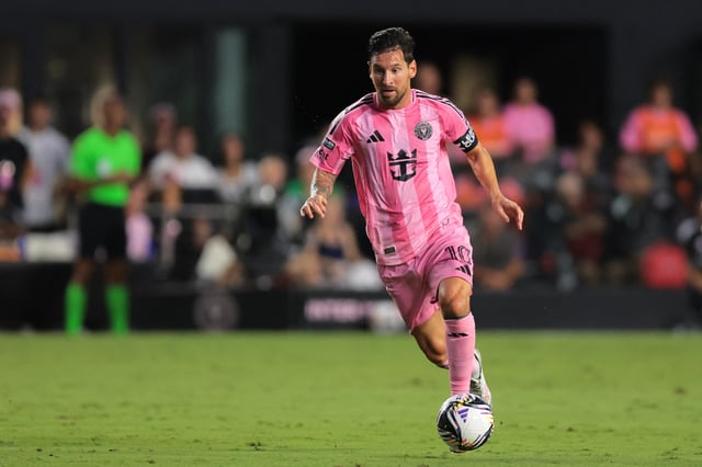 Jul 30, 2025; Ft. Lauderdale, Florida, USA; Inter Miami CF forward Lionel Messi (10) dribbles the ball against Atlas FC during the first half of a group stage Leagues Cup match at Chase Stadium. Mandatory Credit: Sam Navarro-Imagn Images/File Photo