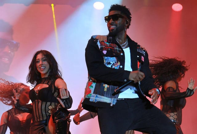 Jason Derulo, al inicio
del concierto en Castrelos.
|  J. Lores