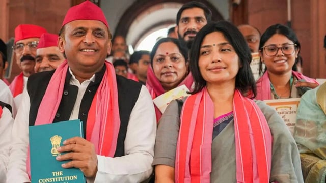 akhilesh dimple