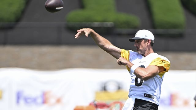 Jul 25, 2025; Pittsburgh, PA, USA; Pittsburgh Steelers quarterback Aaron Rodgers (8) participates in drills during training camp at Saint Vincent College. Mandatory Credit: Barry Reeger-Imagn Images