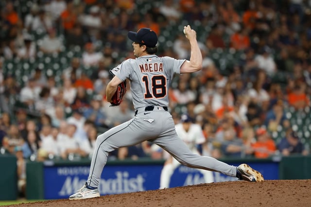HOUSTON, TEXAS - APRIL 29: Kenta Maeda #18 of the Detroit Tigers pitches in the eighth inning against the Houston Astros at Daikin Park on April 29, 2025 in Houston, Texas. (Photo by Tim Warner/Getty Images)