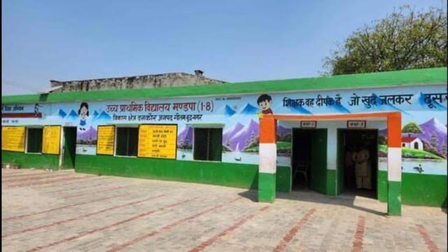Also, district officials have been instructed to complete inspection and handover procedures for school buildings left vacant after the state’s “Vidyalaya Yugman” (school pairing) initiative. (HT Archives)
