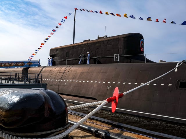 Das neueste russische strategische Atom-U-Boot Knyaz Pozharsky des Projekts 955A (Borey-A) bei seiner Indienststellung Ende Juli