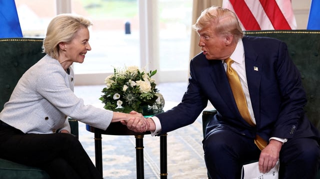 Droits de douane: Donald Trump et l'UE s'accordent sur un tarif à 15 %