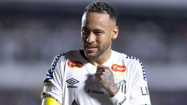 Santos forward Neymar