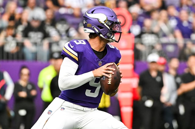 J.J. McCarthy #9 of the Minnesota Vikings looks to pass the ball in the second quarter of the preseason game against the Las Vegas Raiders at U.S. Bank Stadium on August 10, 2024 in Minneapolis, Minnesota.