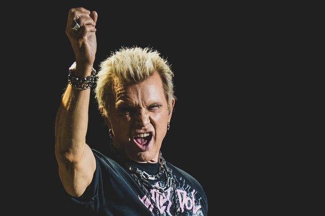 Billy Idol competirá con Oasis en la cartelera de shows internacionales. (Gentileza Corey Kelley)