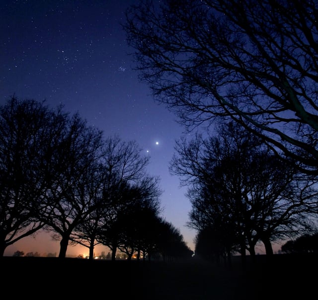 On March 14, 2012, at 8:28 p.m. local time, Venus blazed brightly with Jupiter to its lower left. The photographer took this shot from Dustin, England, when the two planets were 3° apart. Credit: Jamie Cooper