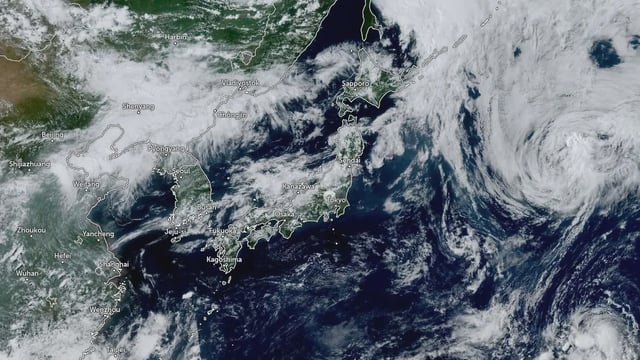 satellite image of japan at 0530 utc on august 5 2025