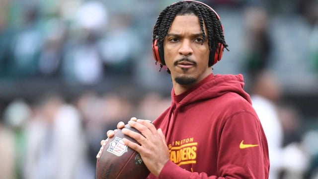 Jan 26, 2025; Philadelphia, PA, USA; Washington Commanders quarterback Jayden Daniels (5) during warmups against the Philadelphia Eagles in the NFC Championship game at Lincoln Financial Field. Mandatory Credit: Eric Hartline-Imagn Images