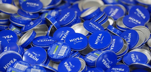 Das bekannteste Beiersdorf-Produkt ist sicher immer noch die Nivea-Creme, das Sortiment ist allerdings weit größer