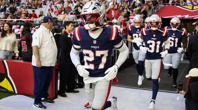 Dec 15, 2024; Glendale, Arizona, USA; New England Patriots cornerback Marcellas Dial Jr. (27) against the Arizona Cardinals at State Farm Stadium. Mandatory Credit: Mark J. Rebilas-Imagn Images