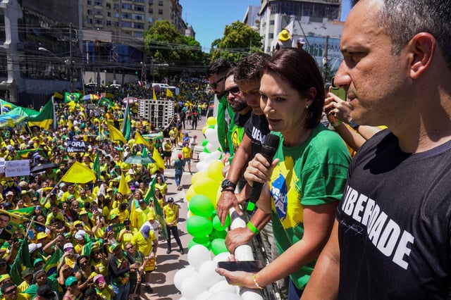 Michelle Bolsonaro, wife of former Brazilian President Jair Bolsonaro, attends a demonstration against the Brazil's Supreme Court's measures in Bolsonaro's trial, in Belem, Brazil, August 3, 2025. REUTERS/Marx Vasconcelos