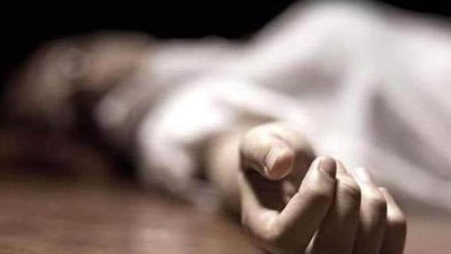 The two policemen tried to escape, but Manikandan hacked the SSI to death with a sickle. (Representative photo)
