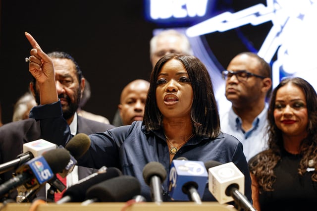 Texas Representative Jasmine Crockett speaks in front of Democratic members of Congress and Texas House Democrats during a news conference, after they left their state to deny Republicans the quorum needed to redraw the state&#39;s 38 congressional districts, at IBEW Local Union 701 on August 4, 2025 in Warrenville, Illinois. Dozens of Democrats in the Texas legislature faced threats of legal action Monday after they fled the state to block a redrawing of districts in Republicans&#39; favor ahead of the 2026 midterm elections. The Republican-controlled state, following a push by President Donald Trump, are seeking to shift congressional district borders such that five seats flip from Democratic control. The contentious but legally permitted move, known as partisan gerrymandering, seeks to prevent Republicans from losing control of the US House of Representatives in next year&#39;s midterms, when the opposition party usually does more favorably. (Photo by KAMIL KRZACZYNSKI / AFP) (Photo by KAMIL KRZACZYNSKI/AFP via Getty Images)
