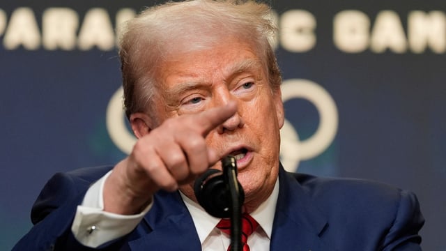 Earlier this year, Trump warned that he would hit Apple with a tariff of at least 25% if it didn’t move manufacturing of the iPhone to the US.