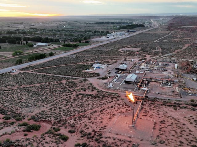 FILE PHOTO: A drone view shows a shale gas flare in the Vaca Muerta formation, outside the Patagonian oil and gas town Anelo, Argentina, October 22, 2024. REUTERS/Alexander Villegas/File Photo