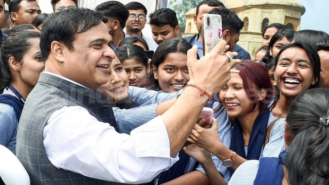 Rs 1000 To Class 11-12 Girls, Rs 2500 To Postgraduates: CM Himanta Empowers Girls Through Nijut Moina Scheme | Image: ANI