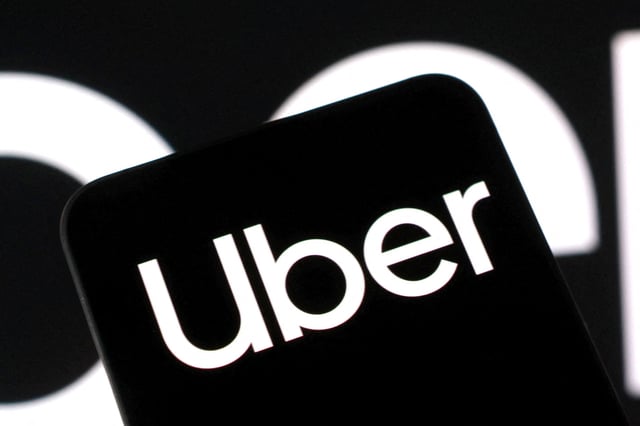 Uber logo is seen in this illustration taken August 5, 2025. REUTERS/Dado Ruvic/Illustration/File Photo
