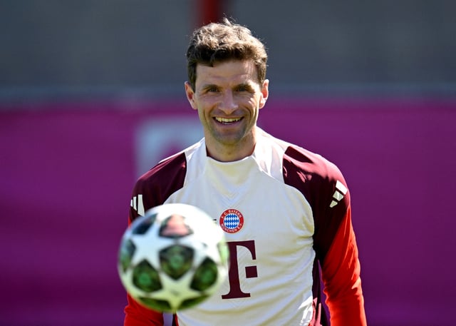 Soccer Football - Champions League - Bayern Munich Training - Saebener Strasse, Munich, Germany - April 7, 2025 Bayern Munich's Thomas Mueller during training REUTERS/Angelika Warmuth/File Photo