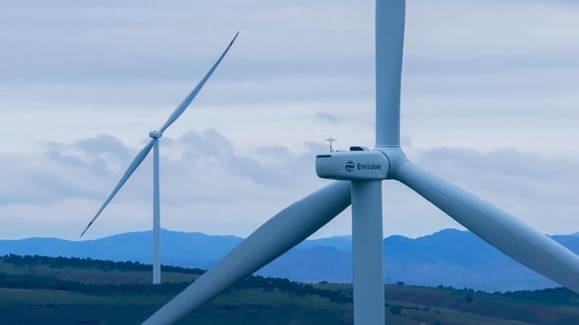 Envision Energy's two-blade wind turbine achieves 500 days of stable operation.