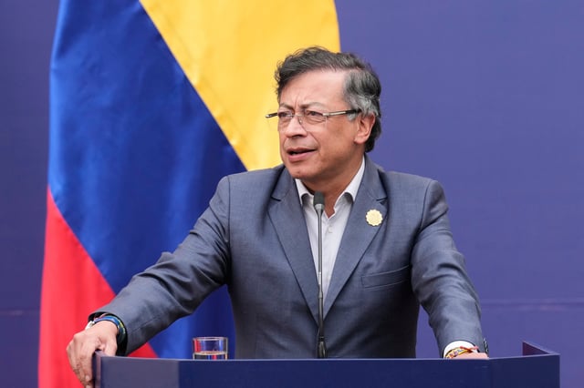 El conflicto se centra en una pequeña isla amazónica surgida por cambios en el río