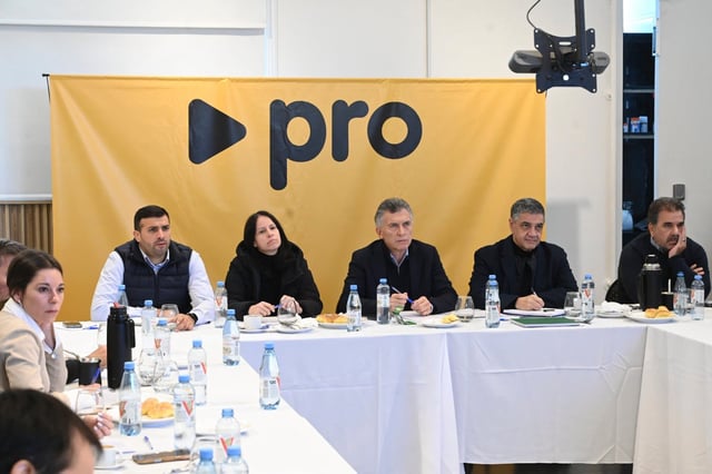 Mauricio Macri, Jorge Macri y Cristian Ritondo, durante la reunión del lunes en la sede de Pro