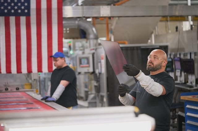 Workers at Corning’s manufacturing facility in Harrodsburg, Kentucky, will produce the cover glass for every single iPhone and Apple Watch.