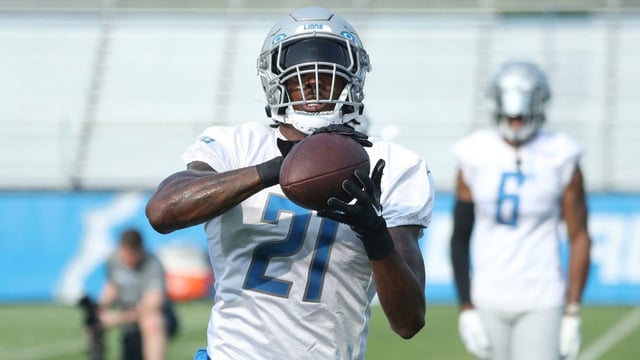 Detroit Lions safety Tracy Walker III goes through drills during training camp in Allen Park, Tuesday, July 25, 2023. © Kirthmon F. Dozier / USA TODAY NETWORK