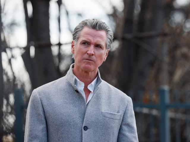 Altadena, CA - February 11: Governor Gavin Newsom attends a press conference at Odyssey Charter School as work begins to remove debris from the Eaton Fire in Altadena, CA. (Juliana Yamada / Los Angeles Times)