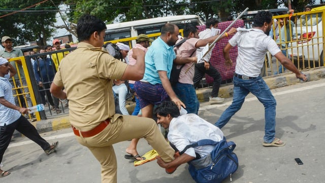 Protesters claimed that several people were injured in the baton charge.