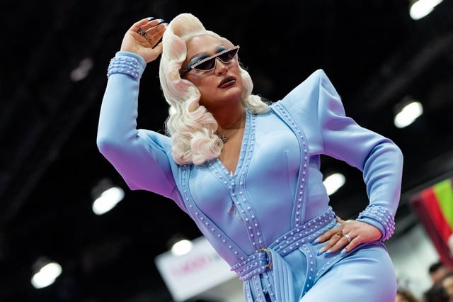 LOS ANGELES, CALIFORNIA - MAY 13: The Vivienne attends RuPaul&#39;s Los Angeles DragCon at Los Angeles Convention Center on May 13, 2022 in Los Angeles, California. (Photo by Emma McIntyre/Getty Images)