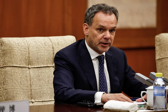Dutch Foreign Minister Caspar Veldkamp speaks during a meeting with Chinese Foreign Minister Wang Yi (not pictured) at the Diaoyutai State Guesthouse in Beijing, China May 22, 2025. REUTERS/Tingshu Wang/Pool/File Photo