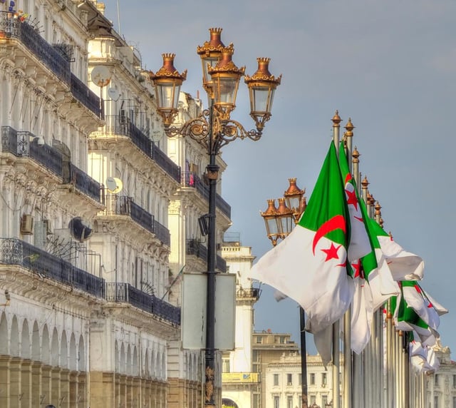 La France loue à des tarifs très avantageux 61 biens à l’Algérie dont la résidence de l’ambassadeur de France à Alger.