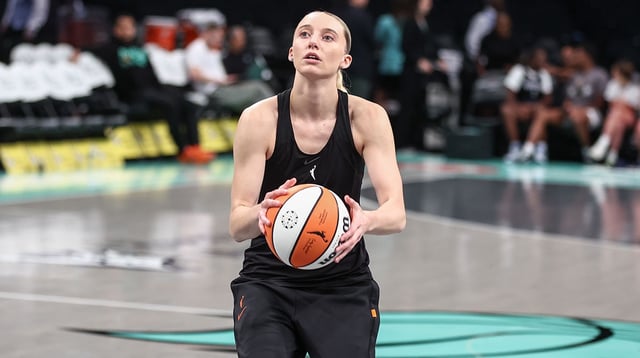 Aug 5, 2025; Brooklyn, New York, USA; Dallas Wings guard Paige Bueckers (5) warms up prior to the game against the New York Liberty at Barclays Center. Mandatory Credit: Wendell Cruz-Imagn Images