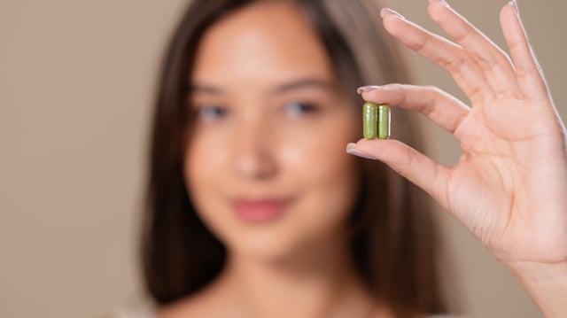 El insomnio ocasional puede aliviarse con ciertos suplementos y alimentos, aunque no son una solución definitiva/Foto: Canva