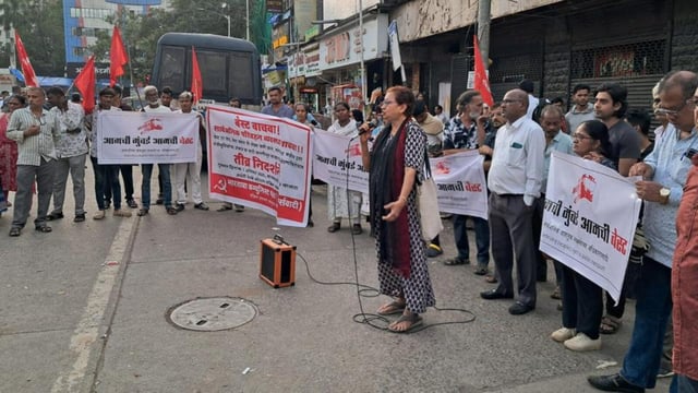 Members of over 20 different organisations including BEST employees’ unions participated in the protests, said Hussain Indorewala, an urban researcher and founding member of AMAB