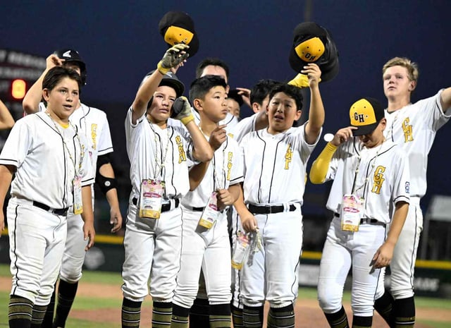 Golden Hill Little League players thank their parents and supporters as they show their disappointment after being eliminated by Hawaii following the Little League West Region championship game at Al Houghton Stadium in San Bernardino on Thursday, Aug. 7, 2025. Hawaii eliminated Golden Hills with a 4-1 win and will represent the western region at the Little League World Series in Williamsport, PA. (Photo by Will Lester, Inland Valley Daily Bulletin/SCNG)