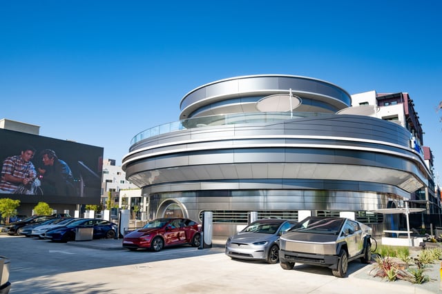 General view of Elon Musk&#39;s new Tesla Diner &amp; Drive-In, which opened in July 2025 in Hollywood, California.